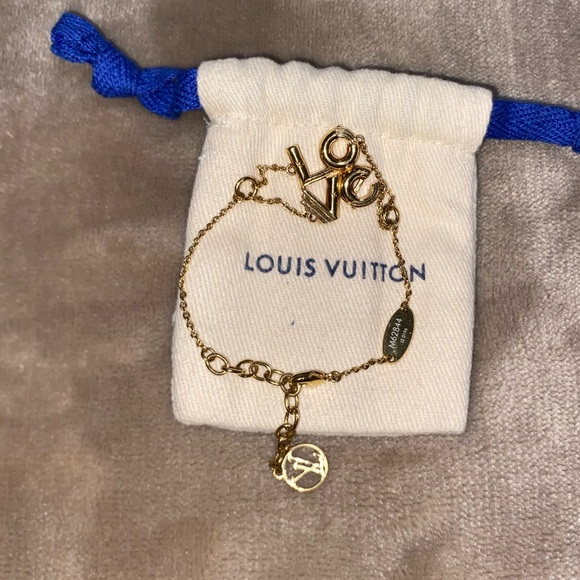 LOUIS VUITTON LV&ME LOVE Bracelet M62844 Metal Gold w/ COA - Picture 1 of 7